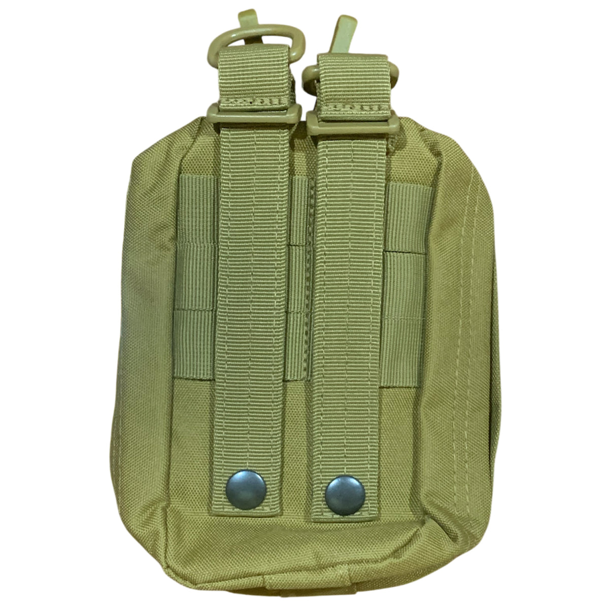 The Snake Bite Kit provides emergency treatment for one person in case of a snake or spider bite. It contains:
3 Heavy Standard Crepe Bandages.
Gauze Swab 7.5cm
Thermal Blanket,
Venomous Bite Guide.
Coyote Combat Pouch 20x9x7cm
Red and white medic morale patch pvc www.moralepatches.com.au