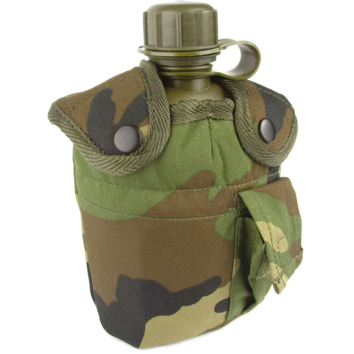 Stay hydrated and mission-ready with the US Style Woodland Canteen—the trusted choice of outdoor professionals. This rugged 1-quart capacity canteen keeps your water secure while the nylon woodland cover protects against the elements. www.moralepatches.com.au