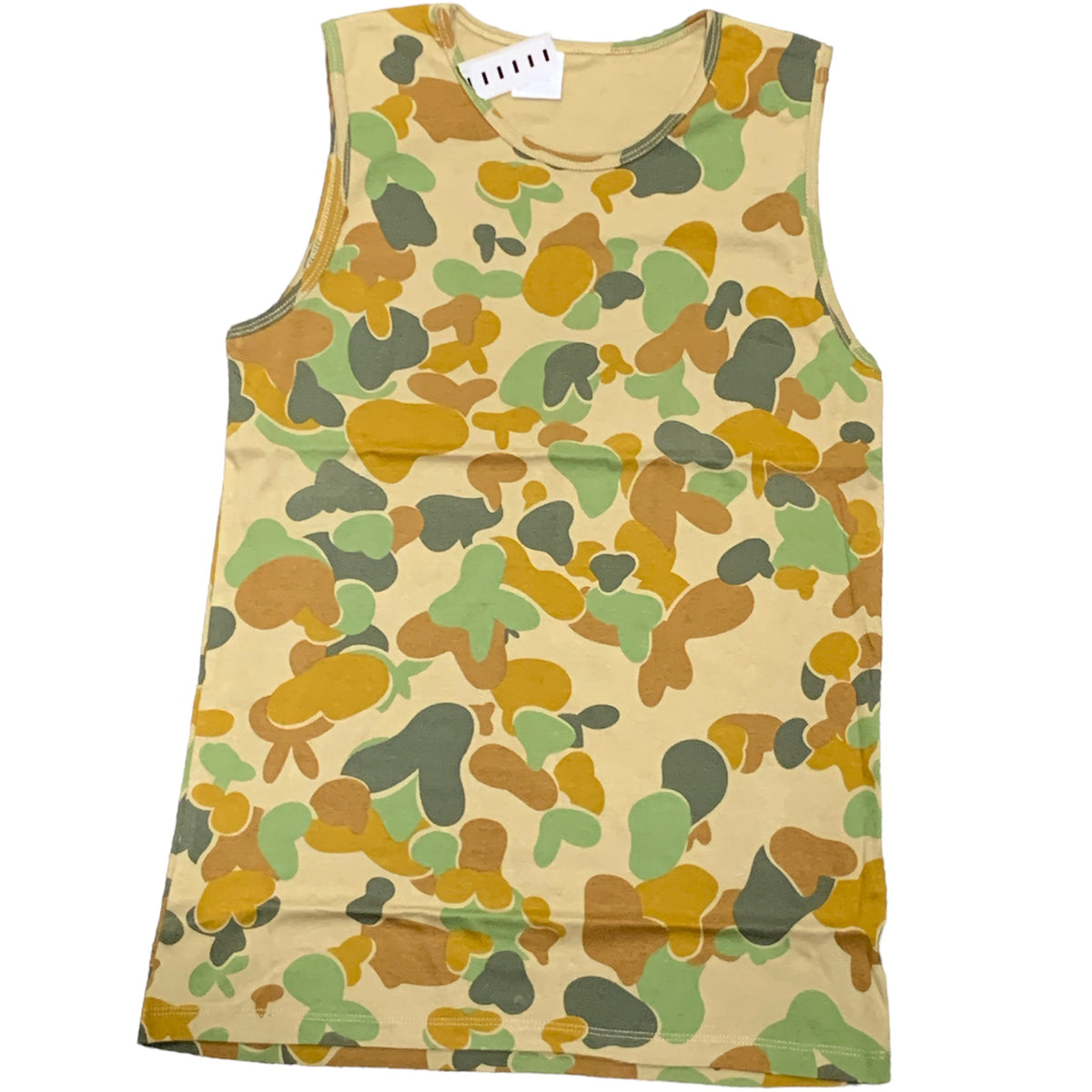 Designed for maximum breathability and lightweight comfort, these 100% cotton singlets are the perfect choice for keeping cool on hot days. Whether you're out in the bush or strolling around town, you'll stay fresh-smelling and stay comfortable in these stylish DPCU Australian Army Uniform-compatible singlets, whether worn alone or under a shirt. www.moralepatches.com.au