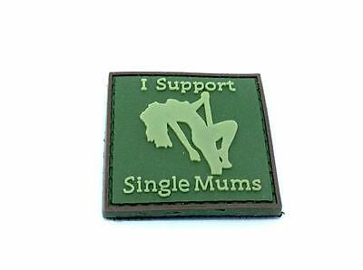 I Support Single Mums PVC Patch, Velcro backed Badge. Great for attaching to your field gear, jackets, shirts, pants, jeans, hats or even create your own patch board. Size: 4.2x4.2cm