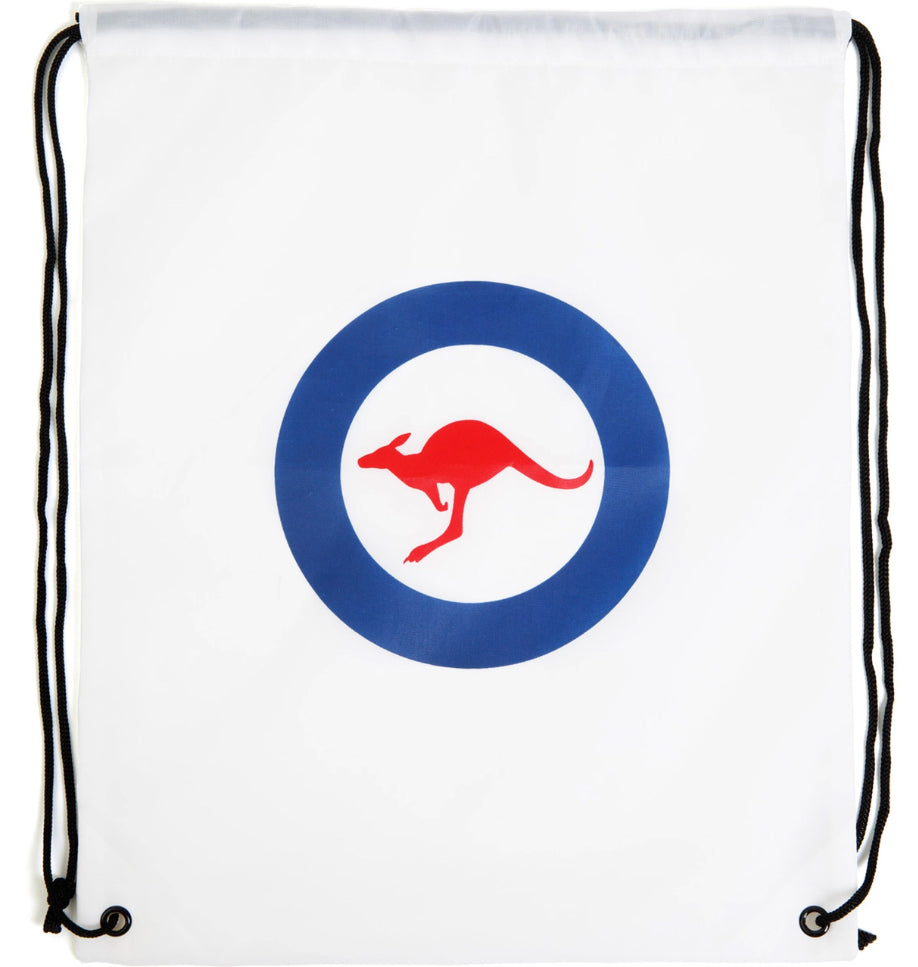 This Air Force branded drawstring backpack is manufactured from 210D polyester and has riveted metal eyelets at the base for added strength. Perfect for a broad demographic this bag is ideal for show days & sports events and offers proud connection and promotion long after the event has finished. Dimensions: 415 x 335mm
