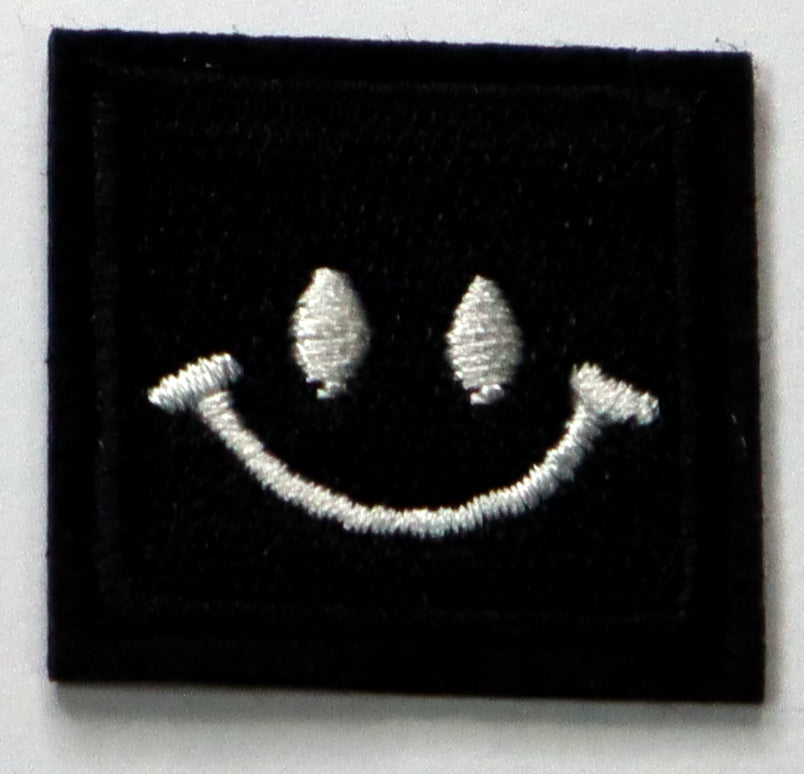 Smiley Face Small Iron On Patch. Great for attaching to your jackets, shirts, pants, jeans, hats. Size: 3.2x3cm