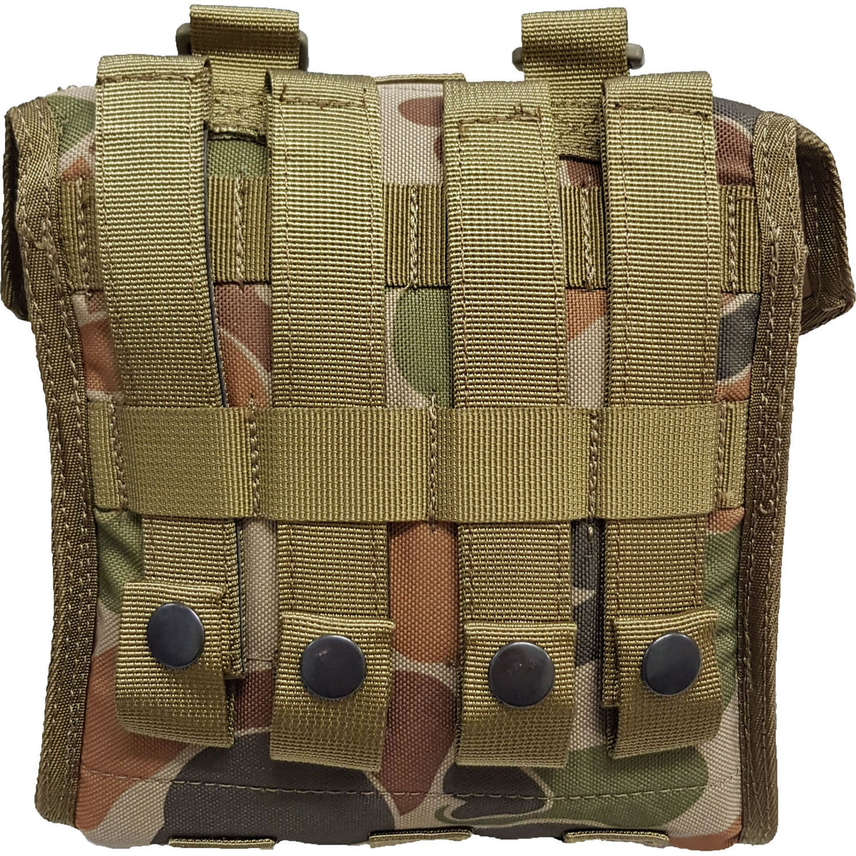 Padded construction Drainage holes in the base MOLLE compatible Heavy duty 900D fabric Nylon buckles 15x17x7cm
