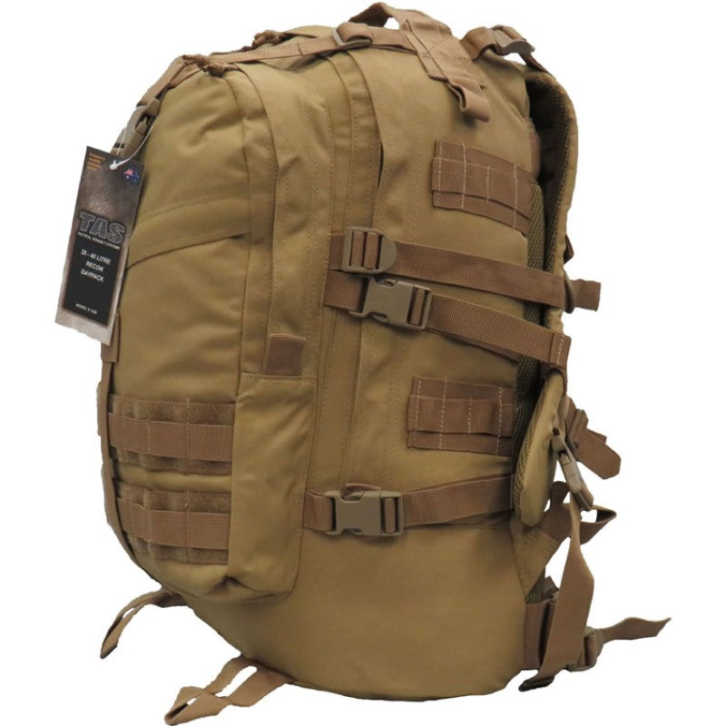 Heavy duty breathable mesh harness and shoulder straps with sternum strap Heavy duty 900D 2 coats PU fabric Side compression straps MOLLE compatible Webbing helmet straps Multiple tie off points Front pocket Bonus 2L wide mouth EVA bladder with neoprene hose cover