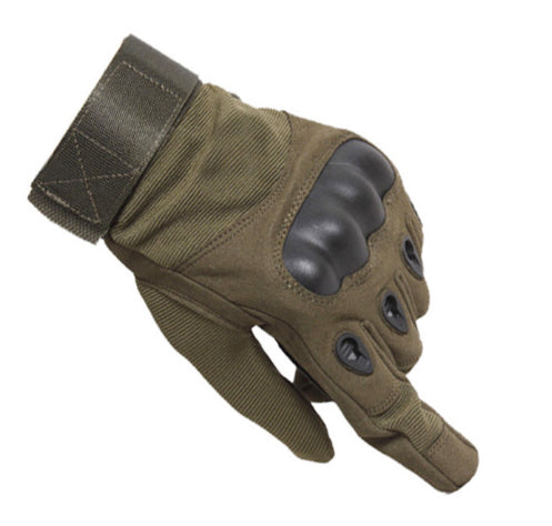 One Size Fits Most from small to large, definitely not XL or above. The velcro tightener helps keep everything firm as we put this through a rough 2 day combat test. Great set of gloves for Military, cadets, scouts, hiking, hunting, outdoor sports or riding a motorbike. Heavy duty Adjustable velcro Anti-slip material in the palm for better grip Reinforced carbon fibre knuckle area Light weight Breathable fabric