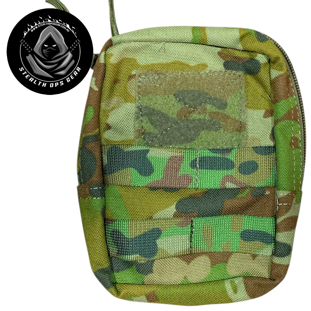 Great pouch for all your navigation gear!
AMCU Admin Pouch Stealth Ops Gear is an essential accessory for anyone needing quick access to small items without sacrificing space or comfort. Its compact dimensions of 16x11.5x5cm make it easy to attach to your belt, vest, or backpack without adding unnecessary bulk. www.moralepatches.com.au