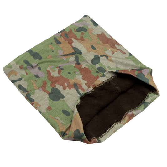 The AMCU Fleece Neck Gaiter offers exceptional warmth and face protection in all conditions. Crafted from soft microfleece, it ensures cozy comfort with its seamless design. This neck gaiter also features anti-static and moisture-wicking properties, keeping you dry and comfortable. Made from stretchable polyester microfiber, it adapts easily to various styles and fits most sizes perfectly. Stay warm and comfortable wherever you go with this versatile accessory. www.moralepatches.com.au