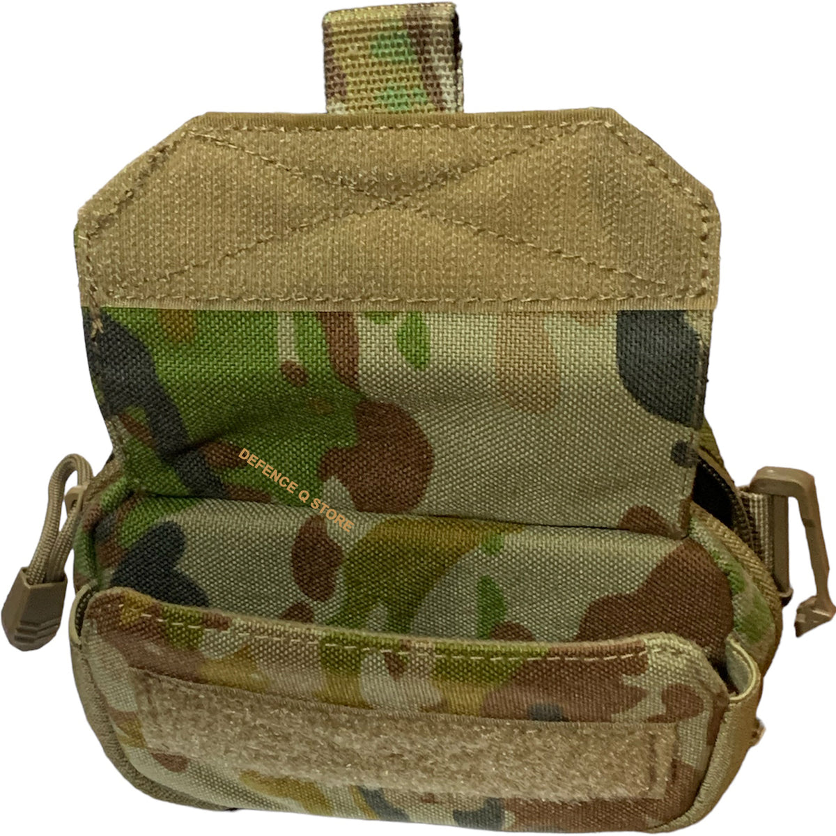 The AMCU Valhalla Tactical Phone Pouch is an innovated pouch to help stow your phone and/or other admin essentials. The felt lined front is padded for to insure extra protection. www.moralepatches.com.au