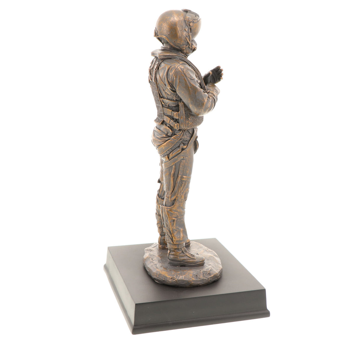 The limited edition RAAF Aviator Figurine is a stunning depiction of a Royal Australian Air Force aviator ready for flight. Crafted with meticulous attention to detail, this cold-cast bronze figurine captures the essence of the RAAF's expertise and dedication to maintaining Australia's air power. www.moralepatches.com.au