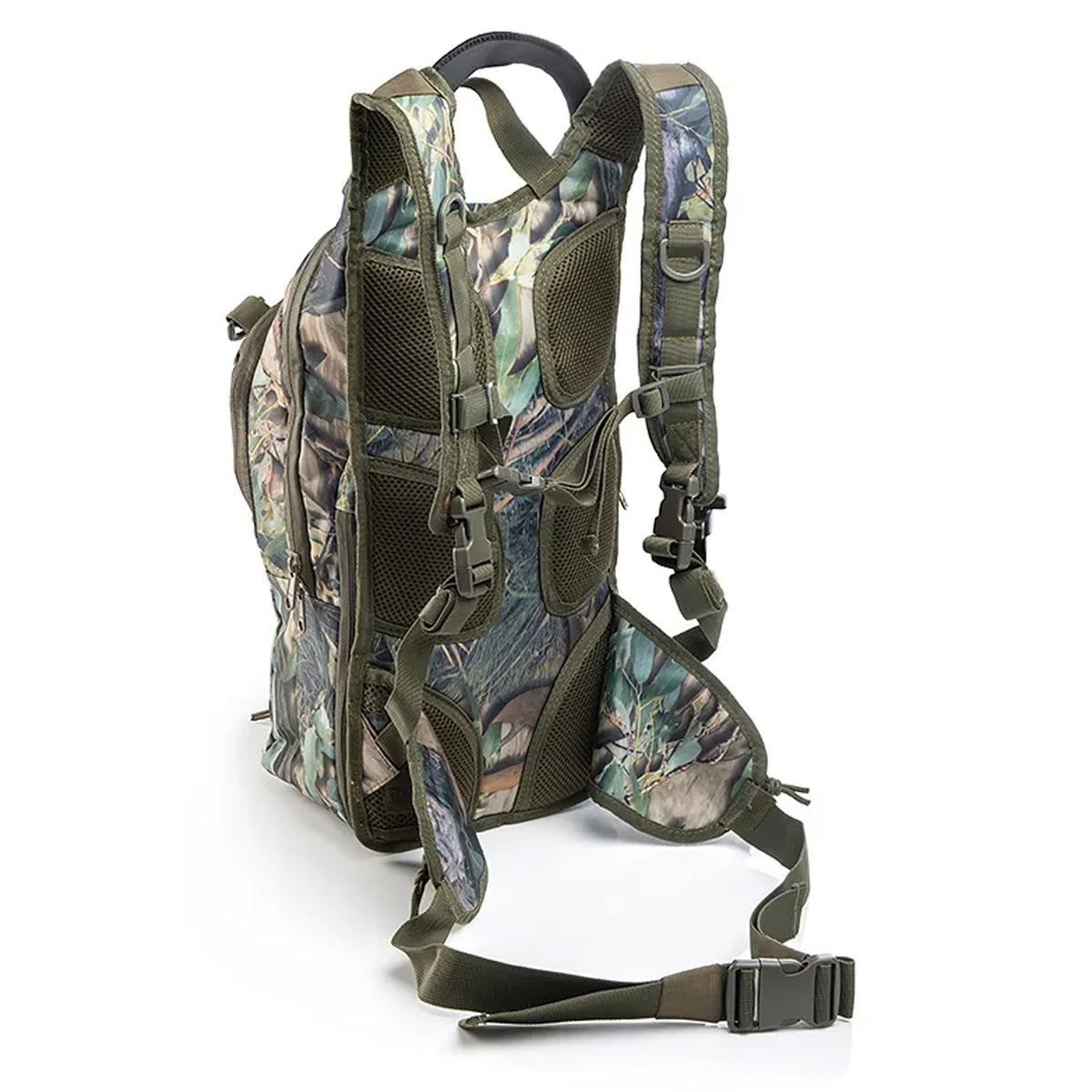 Discover the amazing Austealth Native Camouflage 2.5L Hydro Pack! This pack is equipped with a 2.5L bladder, crafted from 900D Oxford Fabric with a waterproof membrane, YKK zips, and a padded mesh backing. www.moralepatches.com.au