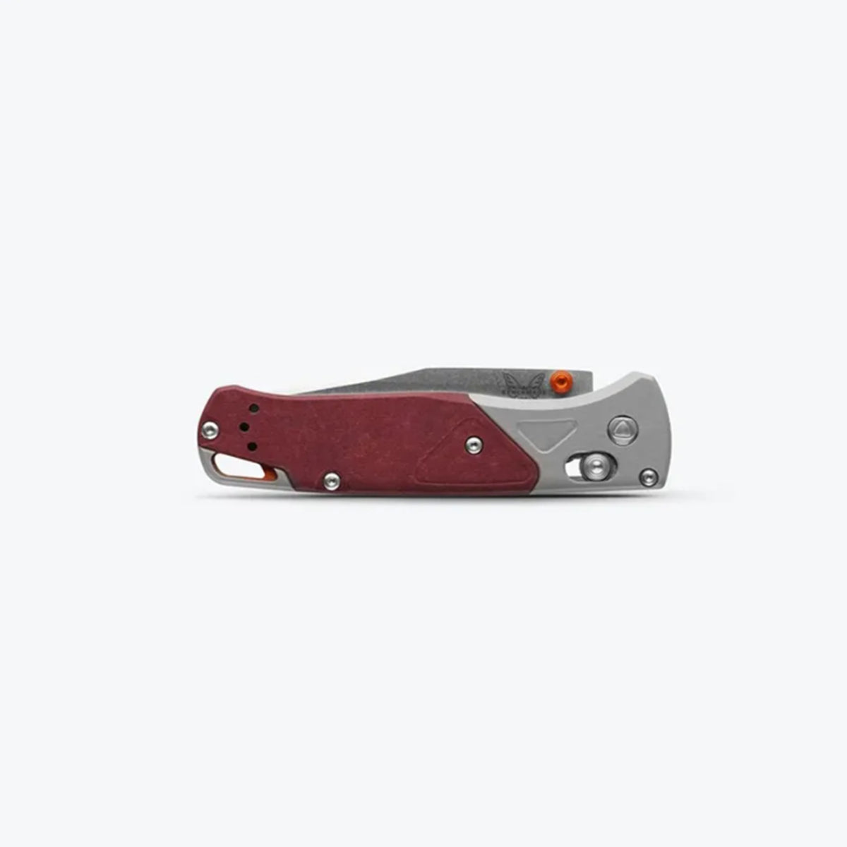  Featuring a premium CPM-S90V stainless steel stonewash polished blade, this unique 535-09 Bugout® has the same stunningly lightweight and compact feel as its predecessors and remains the ideal EDC on any outdoor adventure from the mountain trail to tasks around town. www.moralepatches.com.au