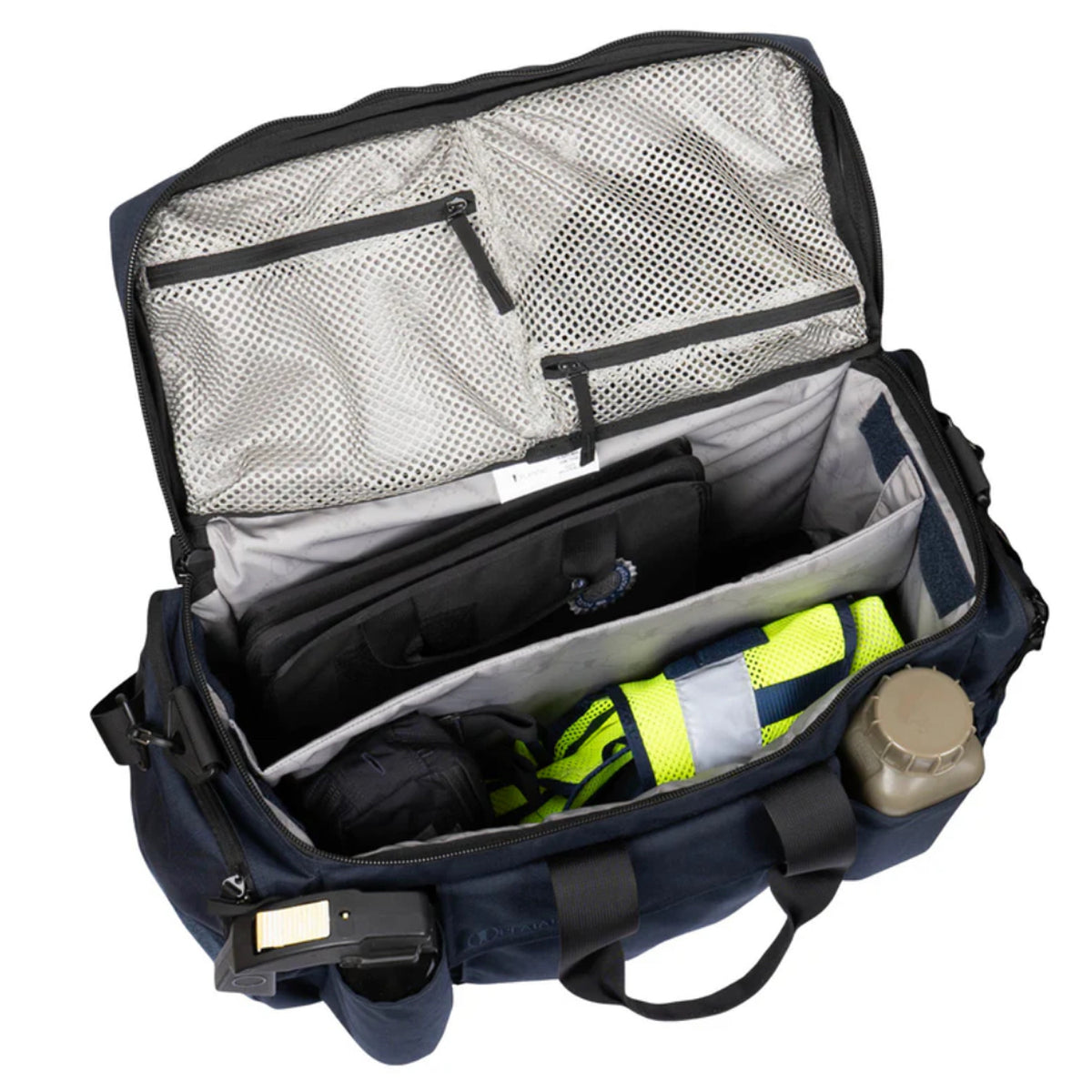 The updated Platatac Police Duty Bag (LE Duty Bag) has been redesigned to better suit the dynamic requirements of the modern officer. With faster access to all areas of the bag, including a large front flip pocket, water bottle pocket, Mk9 Foam pocket, and interior lid pockets that can be accessed in both directions or when the lid is fully opened. www.moralepatches.com.au