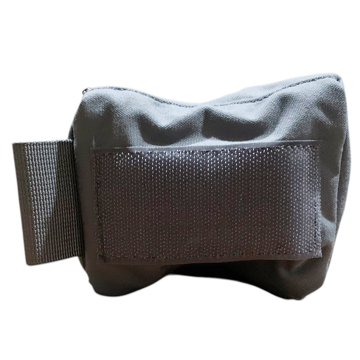 The Kilo Medic compartment pouch is designed to keep your medical supplies/gear organised and readily accessible in your pack when treating a patient. The pouch has centre Velcro hook strip on the rear to attach to a Velcro loop surface providing further modularity and customisation of your equipment for each mission. The pouch itself can hold various supplies such as IV access, airway or extra bandages and tourniquets. The pouch will collapse down to reduce bulk when empty. www.moralepatches.com.au