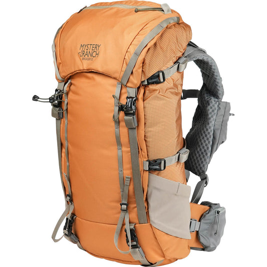Built for grueling in-and-outs or minimalist overnighters, the BRIDGER 35 has an answer for every challenge your weekend mission throws your way. This hiking pack’s ample storage pockets let you keep essential accessories like sunscreen, snacks, and cameras close at hand, and a double- zipper design makes for an effortless transition when it’s time to take a lunch break or set up camp. www.moralepatches.com.au