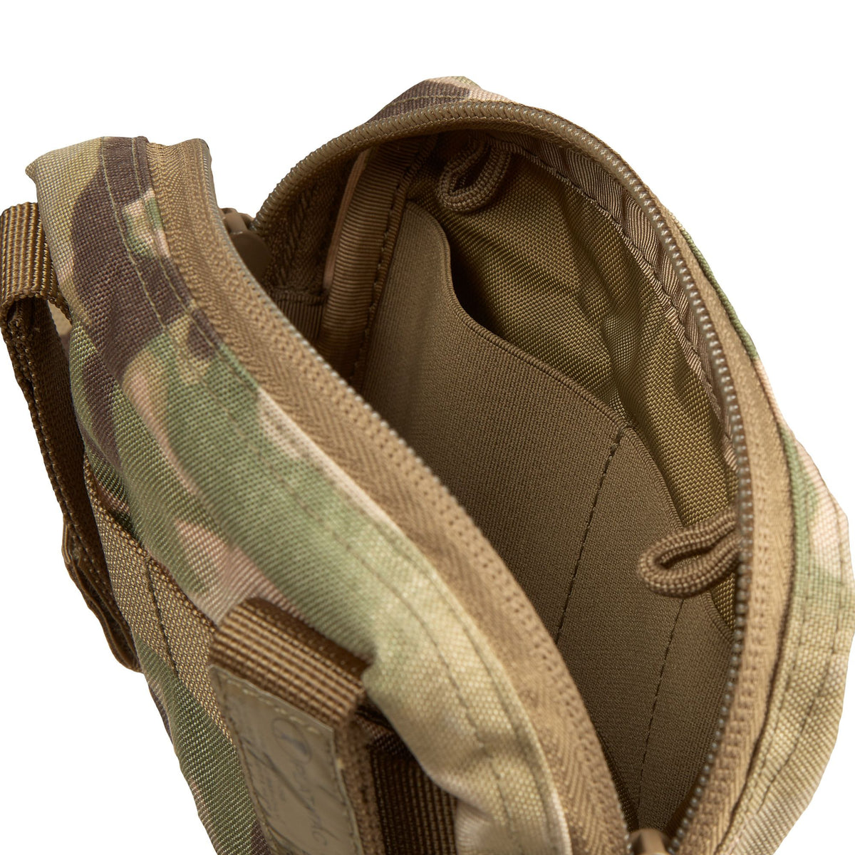The Platatac S&M Flat admin pouch is designed as a low profile admin/utility pouch to store those items requiring easy access such as your I.D., notebook small map, pens or pencil. www.moralepatches.com.au