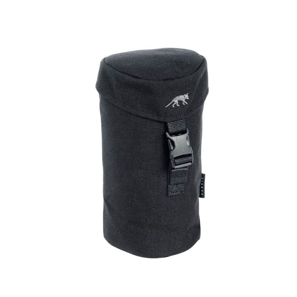 This versatile bottle holder is specifically designed to securely hold a 1 liter drinking bottle. Its measurements of 11 x 11 x 22 cm make it the perfect size for carrying on the go. The lid is conveniently locked with a quick-release buckle, and the holder also features 5mm of insulating foam to keep your drinks at the perfect temperature. www.moralepatches.com.au