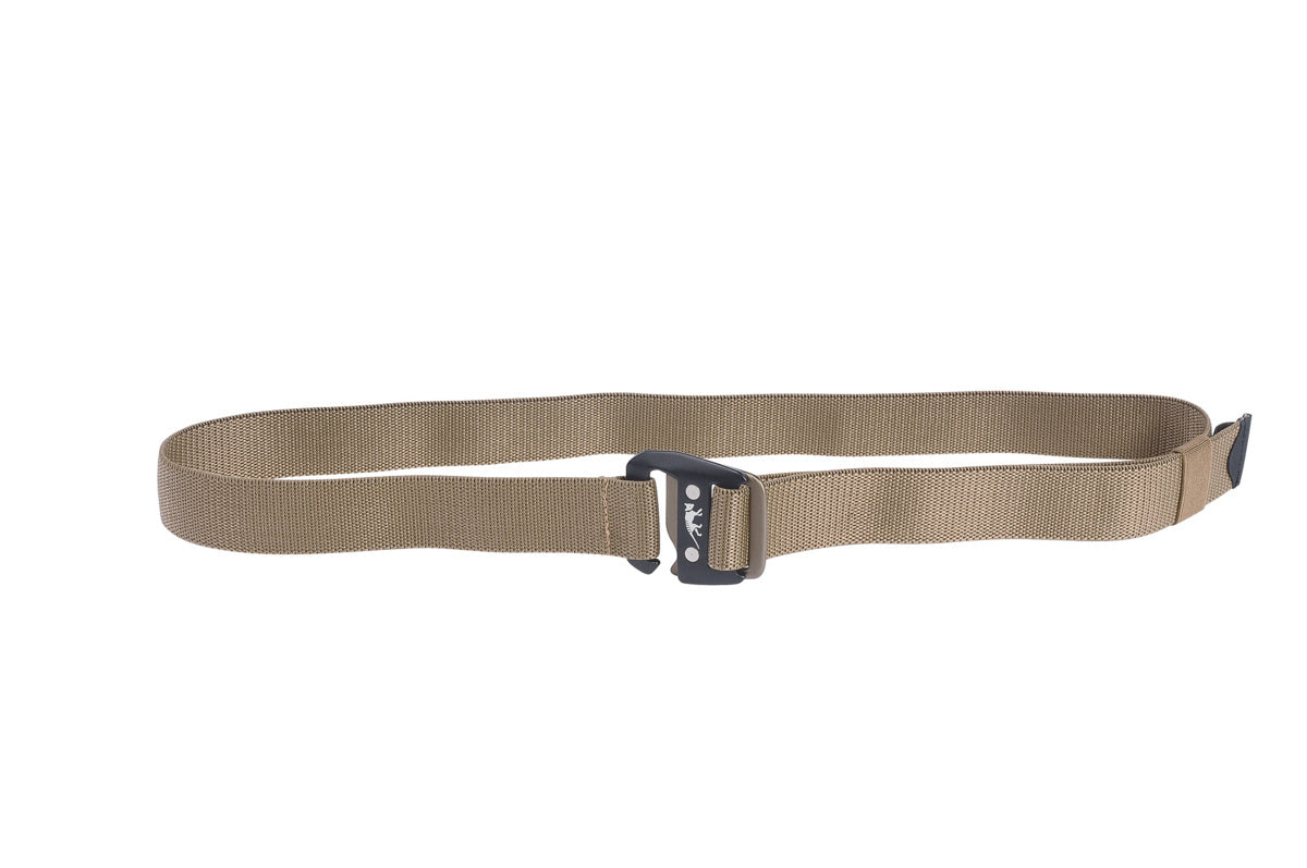 Due to the revised width, this EDC belt is ideal in combination with IWB holsters, lanyards and belt loops. The TT Stretch Belt 32mm scores further points with elastic Spandex Webbing and with a powerful hook buckle from resistant aluminum. www.moralepatches.com.au