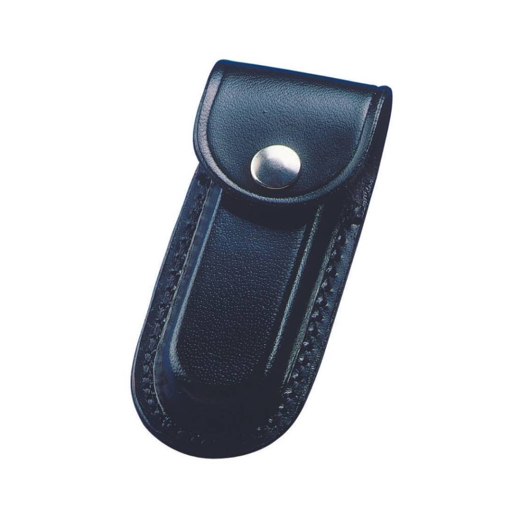The Whitby Pouch in Black Leather, size large (5"), offers a sleek and durable design perfect for securely carrying your essentials. Crafted for both style and practicality, this pouch ensures your items are easily accessible while maintaining a refined look. Ideal for everyday use, it combines functionality with classic leather appeal. www.moralepatches.com.au