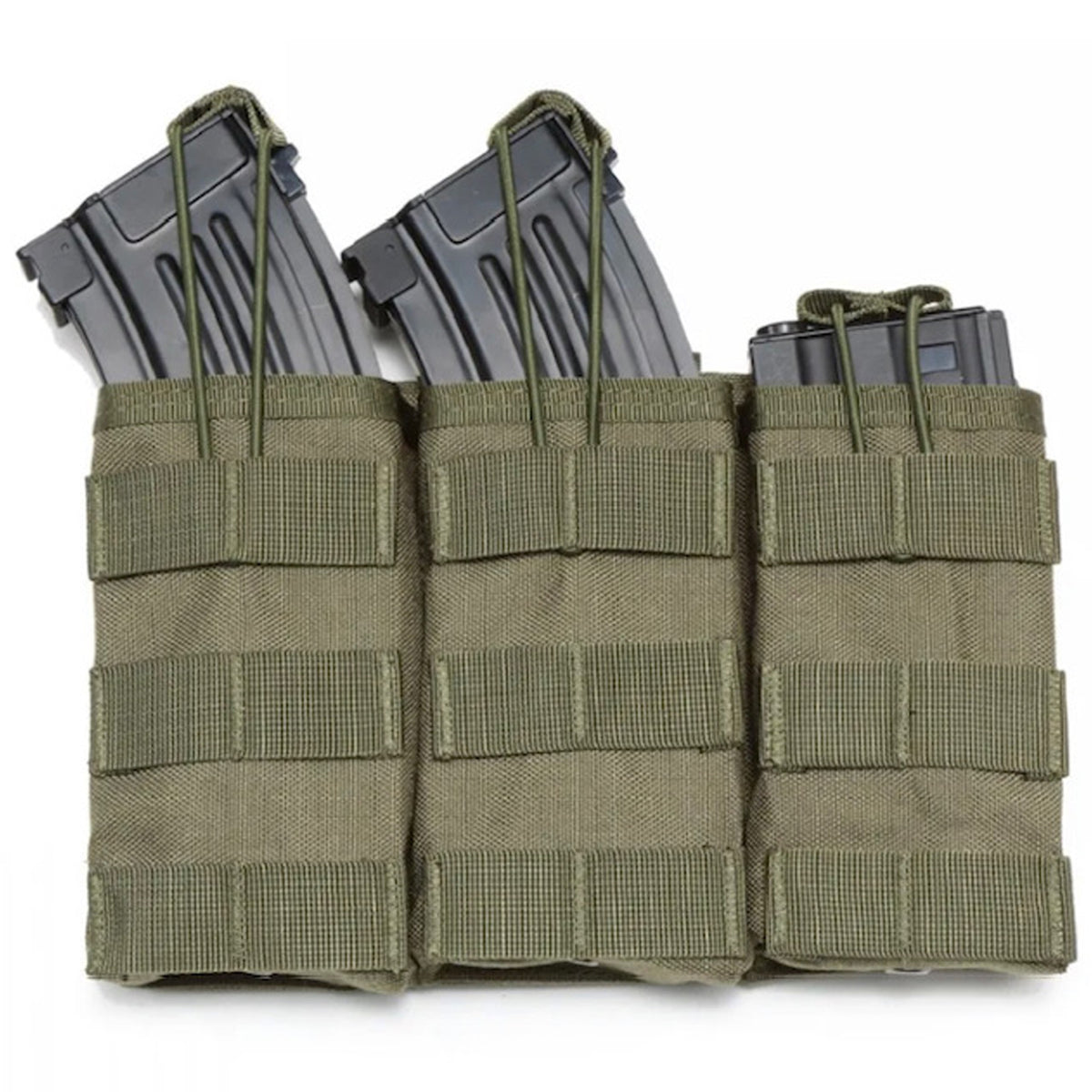 Experience the convenience of the Airsoft Combat Triple Mag Pouch! With a simple open-top design and elastic bungee cord fasteners featuring easy pull tabs, it's hassle-free to carry your magazines. www.moralepatches.com.au