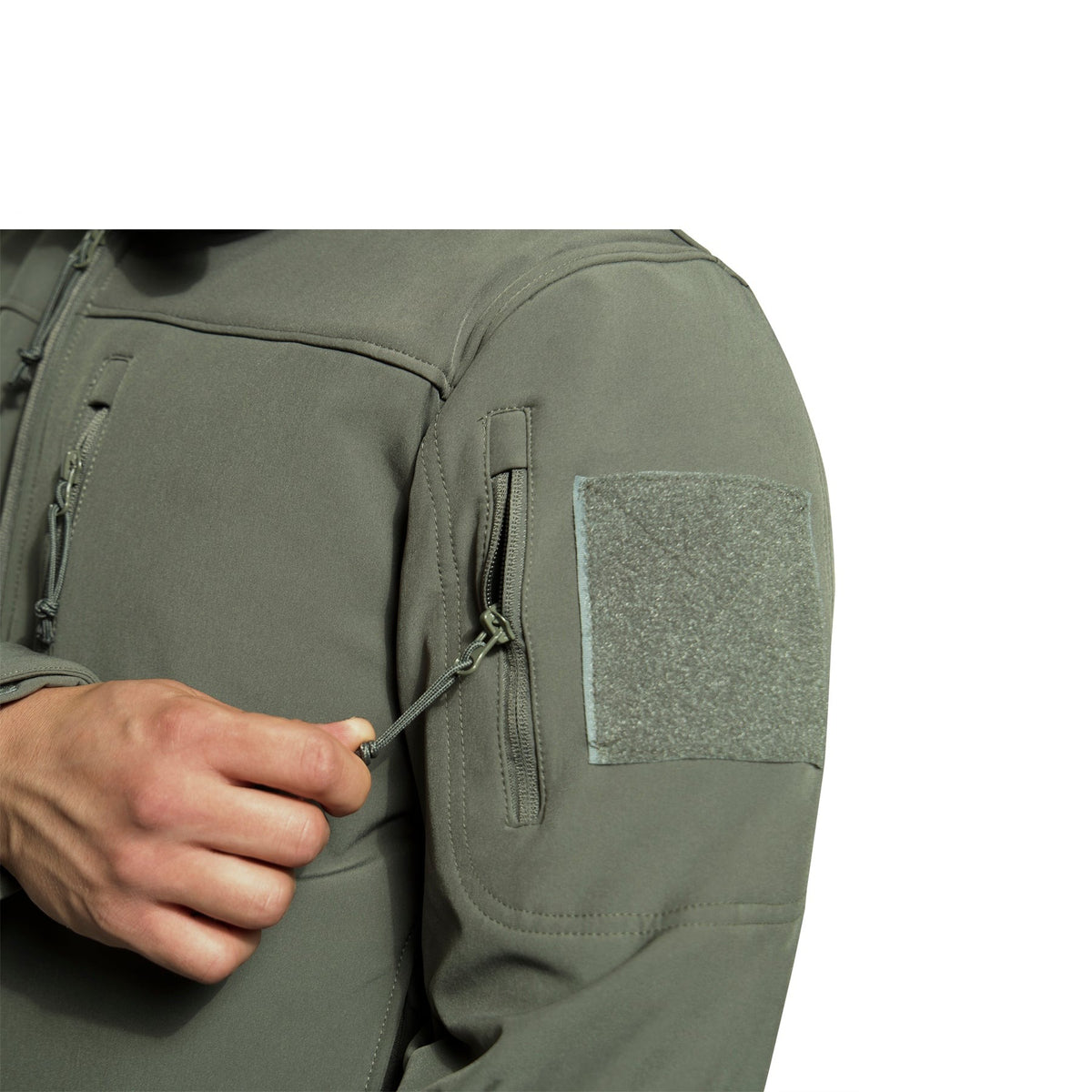 Rothco’s Stealth Ops Soft Shell Tactical Jacket offers unbeatable comfort, durability, and versatility. The mid-weight softshell jacket is ideal for moderate to inclement weather and is perfect for the fall and spring. 