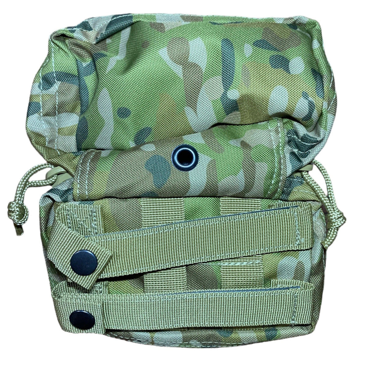 AMC Medic Pouch Side opening YKK zipper Internal elastic banding Bound seams Mesh eyelet drainage holes Excellent sized first aid pouch Heavy duty webbing Heavy duty 2 coats PU fabric Dimensions: 16x8x6cm www.moralepatches.com.au
