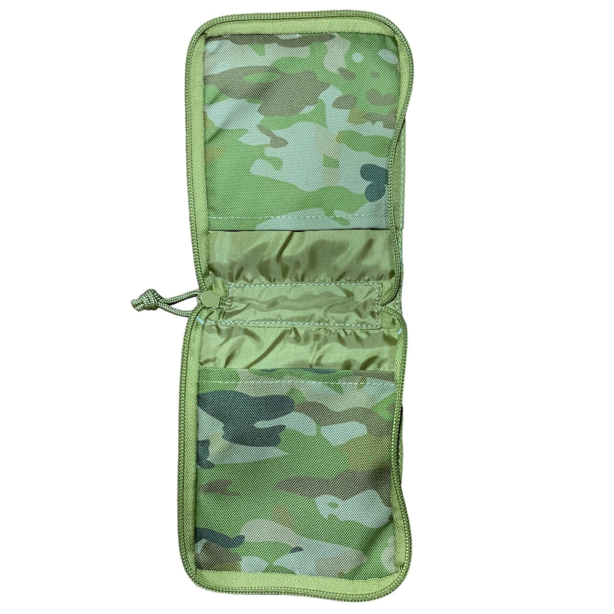 This notebook cover is a handy cover that will keep your notebook protected from the elements Ideal for storing personal information, this notebook cover is made from heavy duty 900D double coated polyurethane fabric Perfect for taking on hiking, camping, outdoor trips or for use in cadets and scouts www.moralepatches.com.au