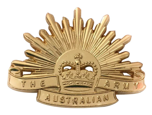 The current style Australian Army Rising Sun with the Queen’s crown.  Pebbled bandeau ‘THE AUSTRALIAN ARMY’ with star burst to rear.  Pin attachment on rear with the correct gold colour finish as issued.